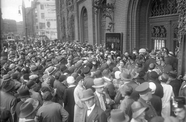 1929 büyük burhan'ı ve kara perşembe
