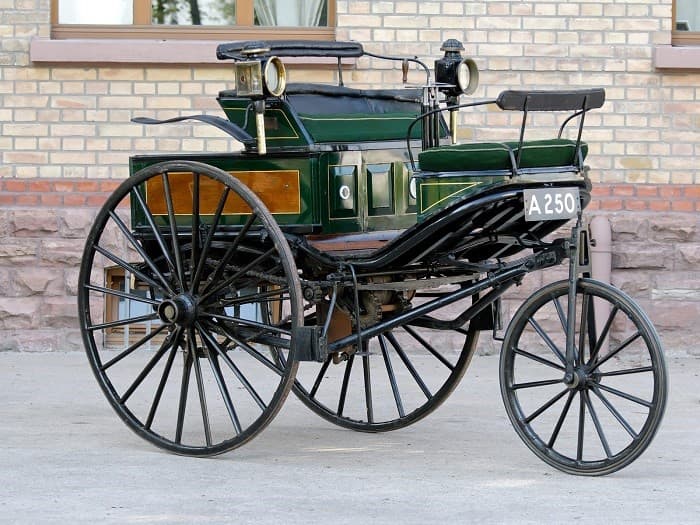 İlk araba / Carl Benz