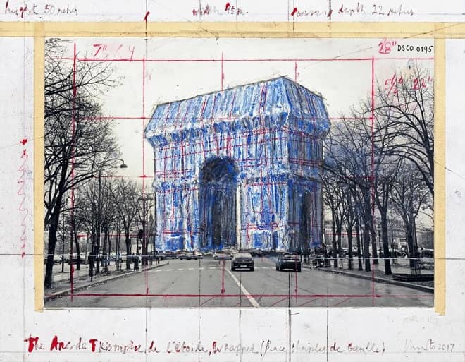 Arc de Triomphe (Zafer Takı) gümüş maviye bürünüyor