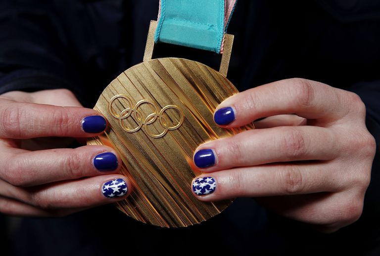 Olimpiyat altın madalyası da müzayede edildiğinde değeri metal değerini katlar.