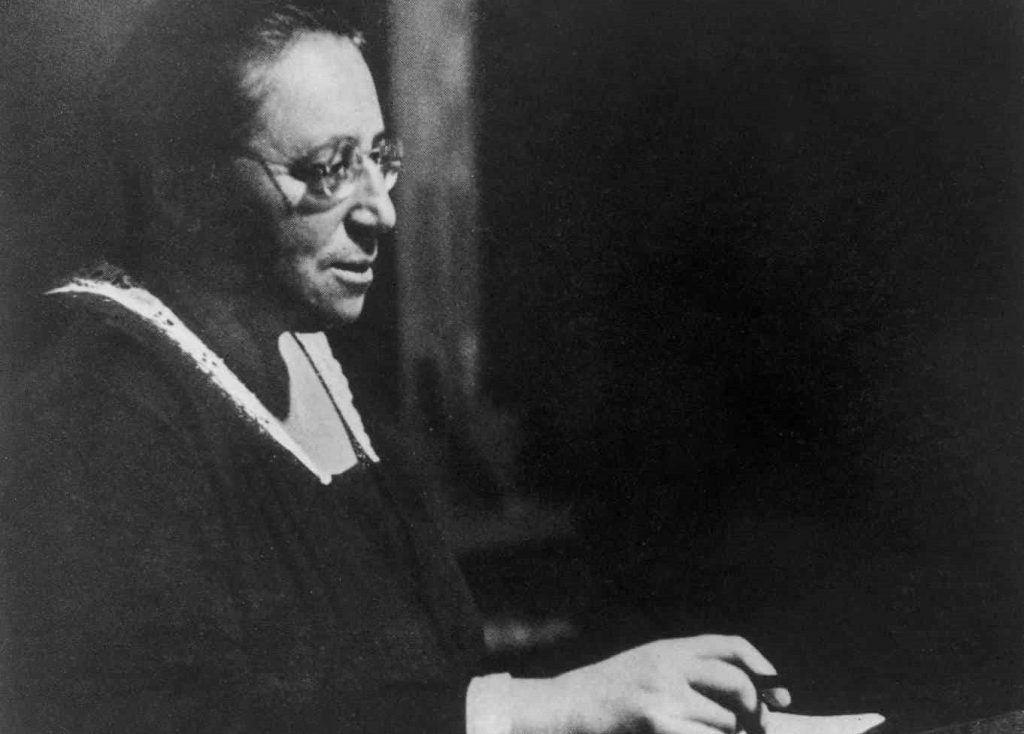kadın bilimci Emmy Noether