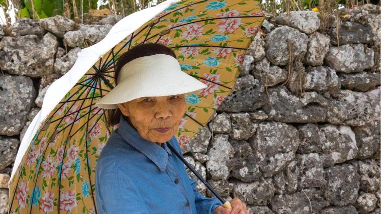okinawa uzun yaşam uzun ömürlü insanlar