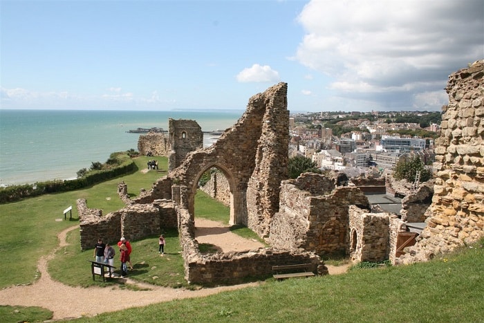 Hastings Castle / İngiltere'nin Normanlar tarafından fethi ve Hastings muharebesi