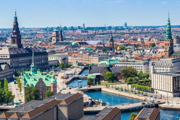 Danimarka: Tarihi, dini, dili, eğitimi, ekonomisi ve yönetimi