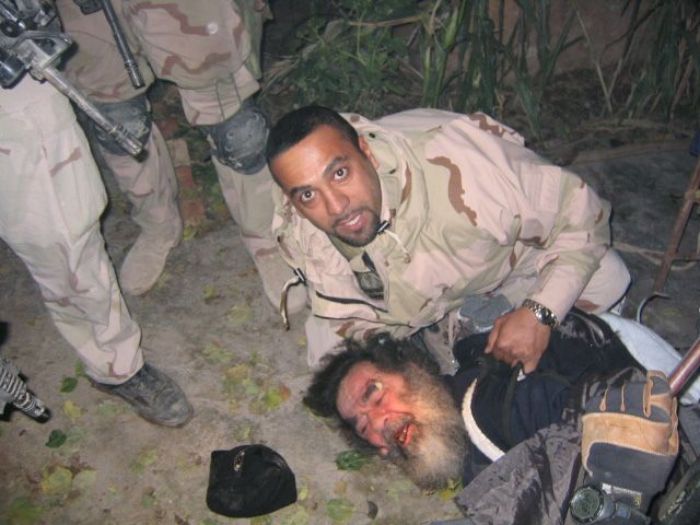 Saddam Hüseyin Aralık 2003'teki yakalandı