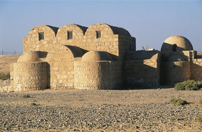 Kuseyr Amra çöl kalesi (8. yüzyıl) (Unesco Dünya Mirası Listesi, 1985), Ürdün