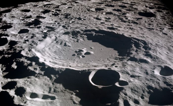 ay krateri Daedalus