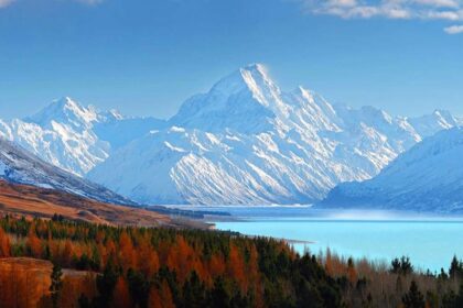 yeni zelanda pukaki gölü ve cook dağı