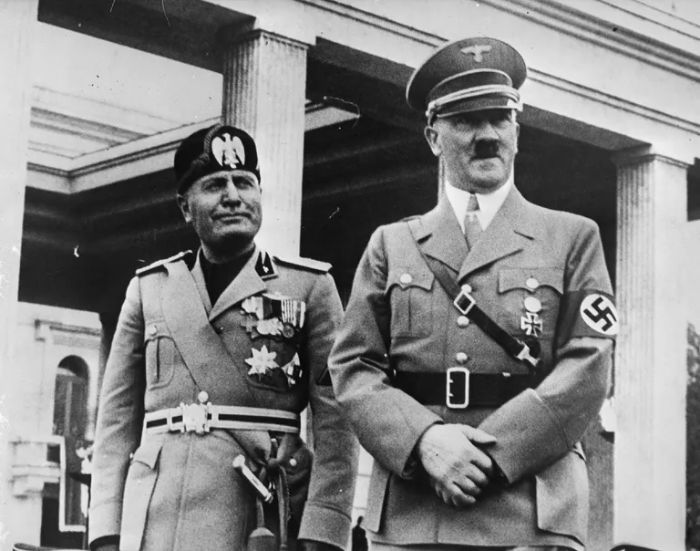 Mussolini ve Hitler