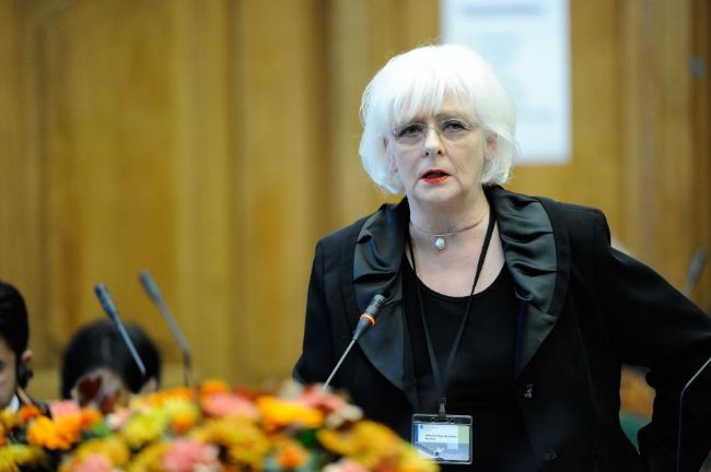 İzlanda'nın eski başbakanı Johanna Sigurdardottir