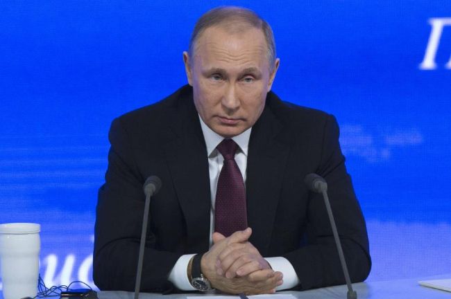 Rusya başkanı Vladimir Putin'in mesleği