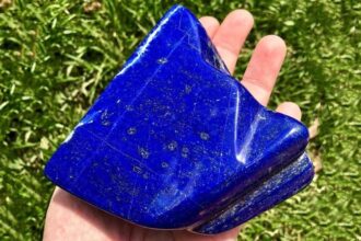 lapis lazuli taşı