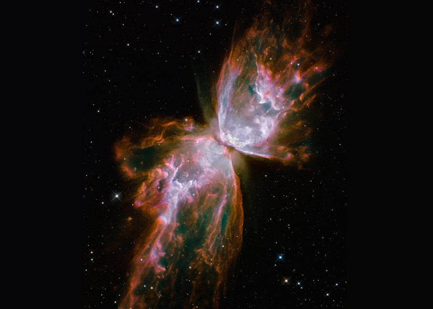 hubble NGC 6302 nebulası
