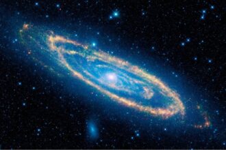 andromeda galaksisi