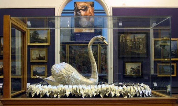 Silver Swan, müzikal bir otomat ve Bowes Müzesi'nin simgesi. 