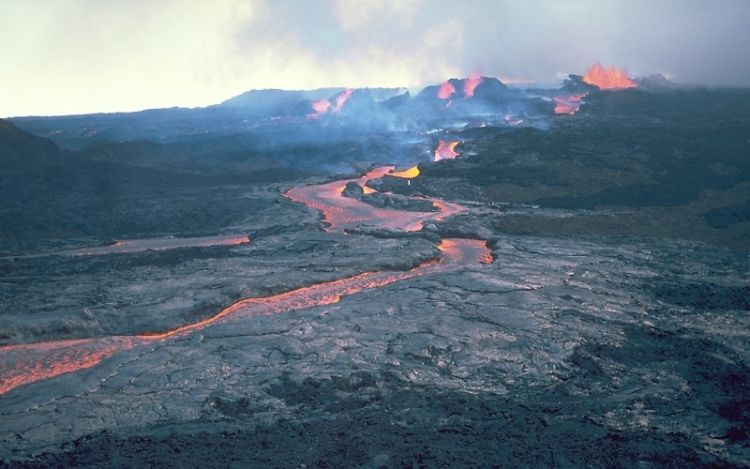 Mauna Loa Volkanının Bombalanması