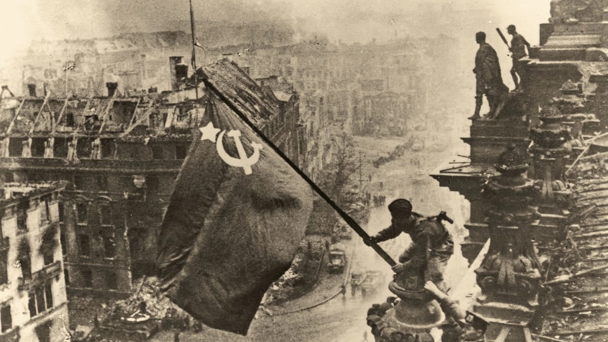 soviet flag over reichstag