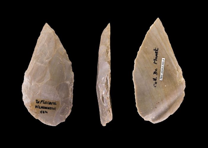 Neandertal tarafından kullanılan Musteryen aletler.