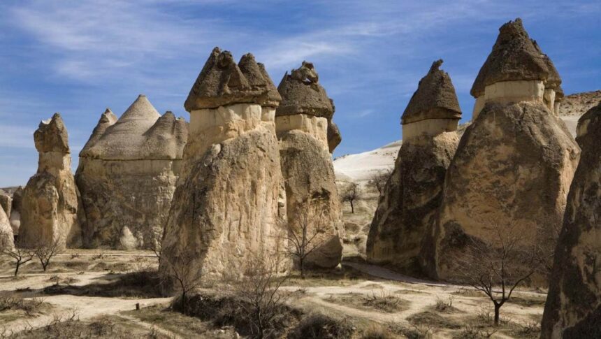 kapadokya peribacaları