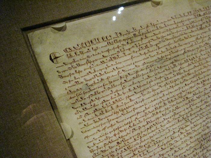 1297 Magna Carta'nın yakından görünümü.