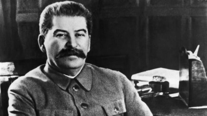 Sovyet lideri Josef Stalin'in tarihsiz portresi.
