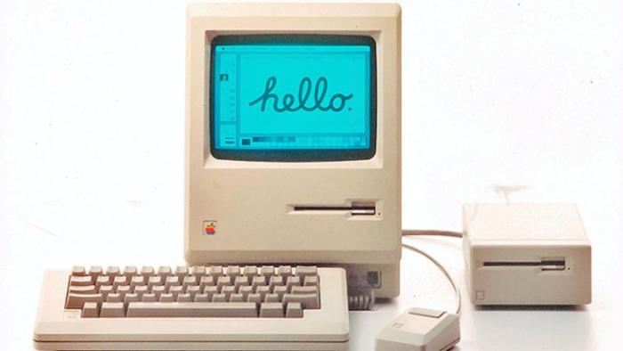 İlk Apple Macintosh bilgisayarı.