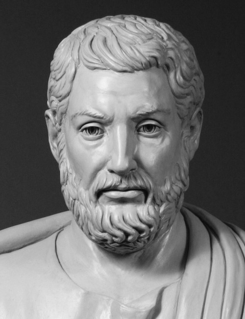 Atina Demokrasisi / Kleistenes,Atinalı bir soyludur. MÖ 501'de anayasal düzene geçerek Demokrasinin ilk adımını atmıştır.