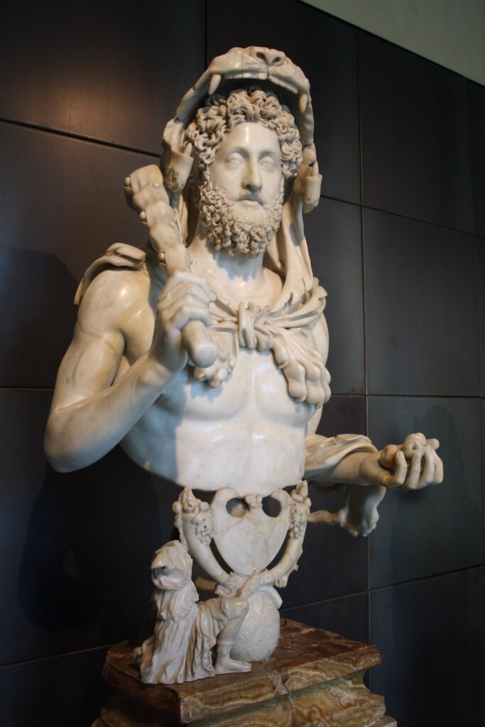 Roma imparatoru Commodus'un Yunan mitolojisinin kahramanı Herkül olarak tasvir edildiği mermer büst, MS 190-2 civarı. (Capitoline Müzeleri, Roma)
