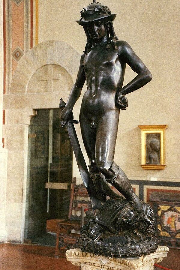 Davut, İtalyan Erken Rönesans heykeltıraşı Donatello'nun İncil kahramanı Davut'un iki farklı heykelinin adıdır. Buradaki eseri çıplak ve 1440'lara veya daha sonrasına tarihlenen çok daha ünlü bir bronz figürdür. Her ikisi de şu anda Floransa'daki Museo Nazionale del Bargello'da bulunmaktadır