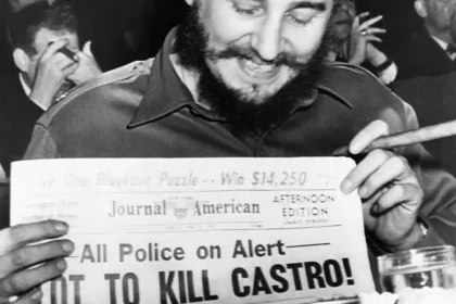 Fidel Castro displays mur 009