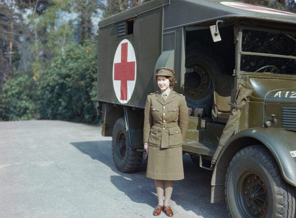 Prenses Elizabeth Yardımcı Bölge Hizmetinde, Nisan 1945.
