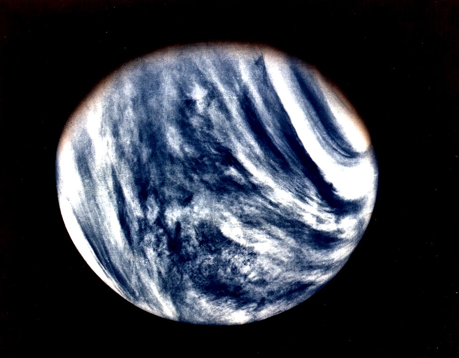 Mariner 10'un Venüs'ün morötesi ışıktaki fotoğraFI