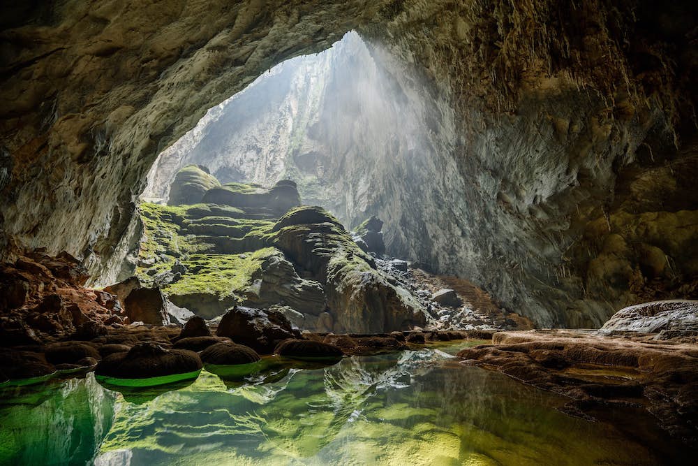 Sơn Đoòng mağarası 2 ila 5 milyon yıl önce oluşmuştur.