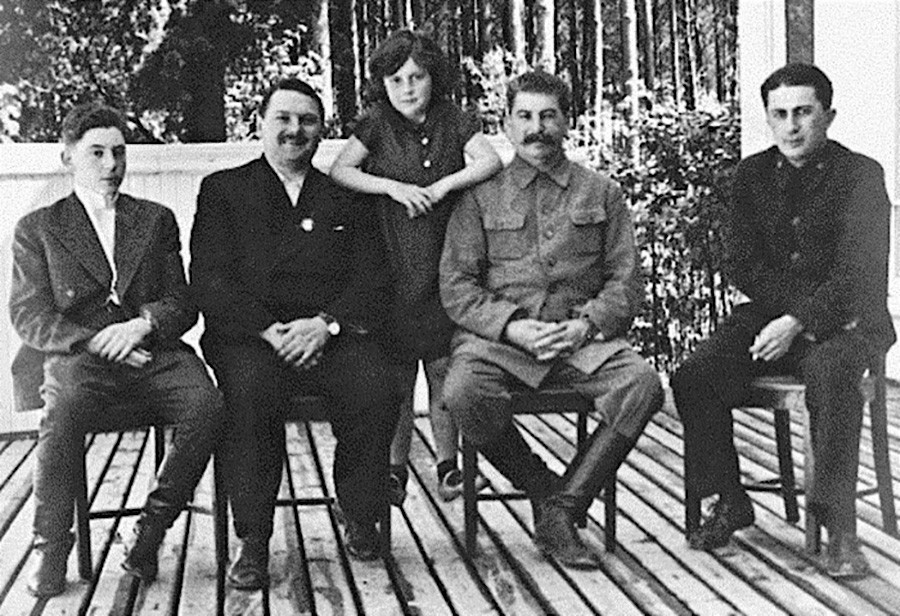 Cugaşvili ve Stalin beraber.