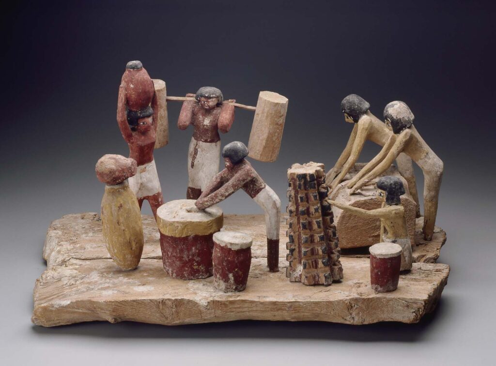 Antik Mısır'da bira fabrikası modeli, Birinci Ara Dönem veya Orta Krallık MÖ 2040-1991.
