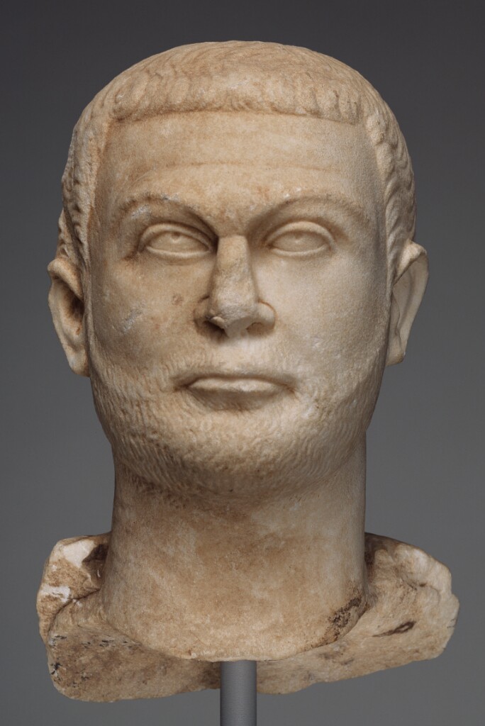 Diocletianus heykelinin başı, MS 295-300, J. Paul Getty Müzesi Villa Koleksiyonu.