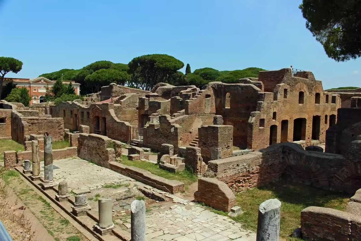 roma insula Ostia Antica