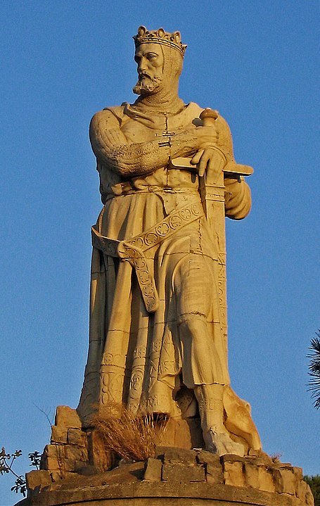 Zaragoza'daki Parque Grande José Antonio Labordeta'da bir savaşçı olarak Alfonso'nun modern heykeli