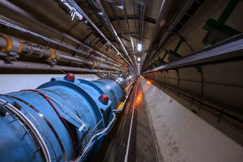 CERN Büyük Hadron Çarpıştırıcısı (LHC)