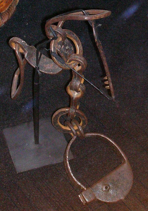 Bir gemide kölelerin esareti. Musée de la Marine, Paris. üçgen ticaret