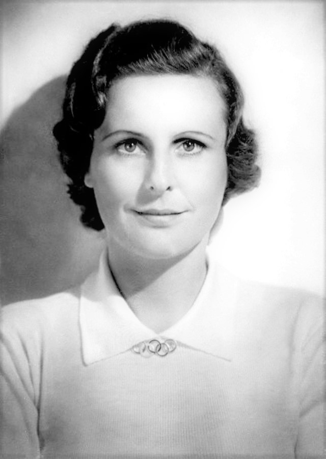Alman film yönetmeni Leni Riefenstahl'ın (1902-2003) portresi.
