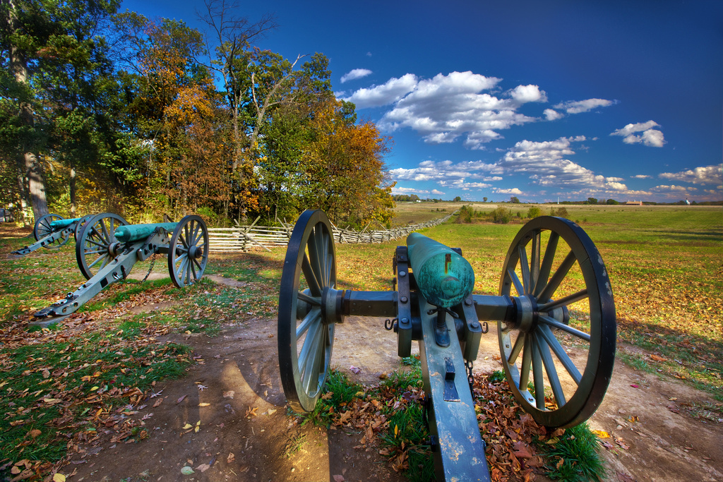 Gettysburg savaş alanına bakan bir top