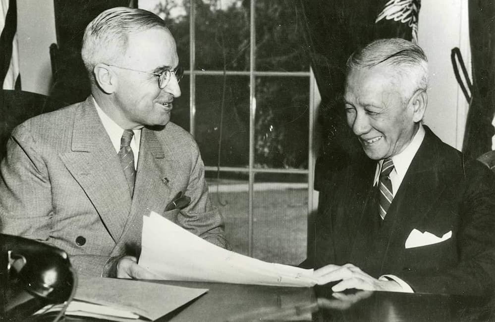 ABD Başkanı Harry S. Truman Filipinler Devlet Başkanı